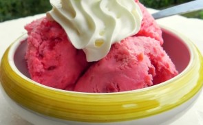 Málnás semifreddo