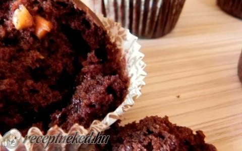 Sós mogyorós muffin