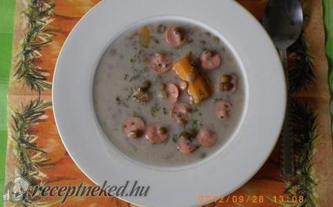 Pikáns lencseleves