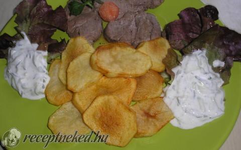 Borjúbélszín tzatziki salátával