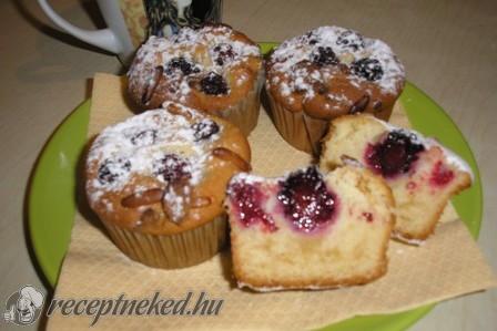 Feketeszedres muffin
