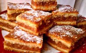 Almás-diós pite