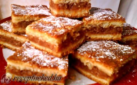Almás-diós pite