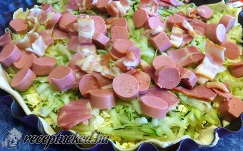 Cukkini torta leveles tésztában