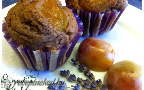 Kakakós-levendulás muffin ringlóval