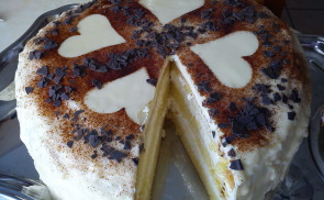 Fehércsokis tejszínes torta