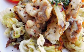 Chilis Süllő kockák serpenyőben sütve