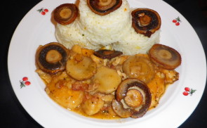 Baconos gombás natúr szelet rizzsel