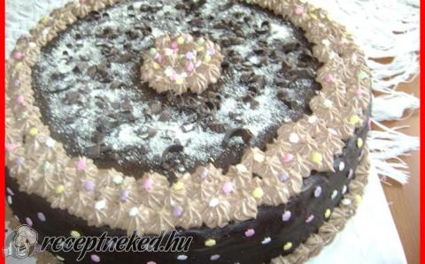 Tejszínes csokoládétorta