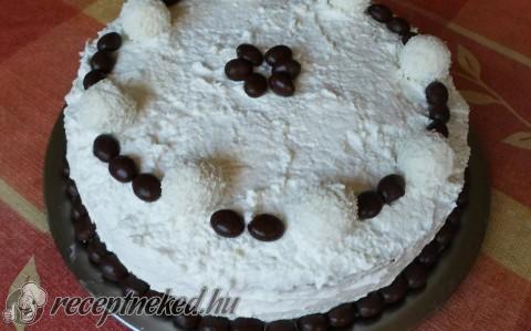 Csokis raffaello torta