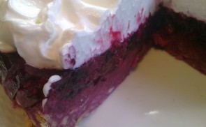 Tejszínhabos gyümölcsös torta