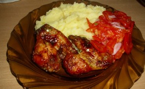 Ragacsos csirkeszárnyak