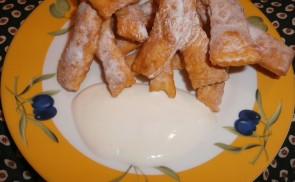 Csörögefánk