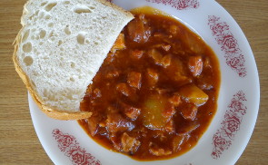 Csülökpörkölt