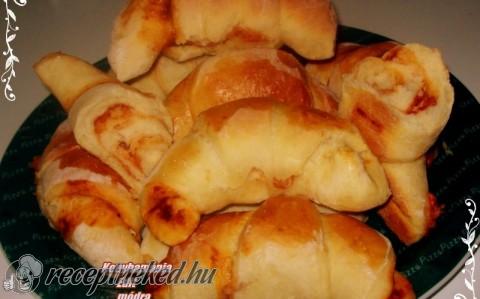 Pizzás kifli