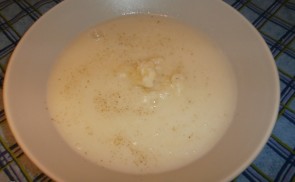 Karfiolkrémleves