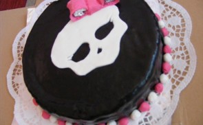 Monster high baba torta