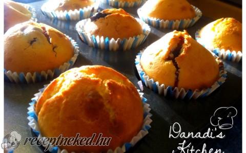 Málnás-csokis-banános muffin