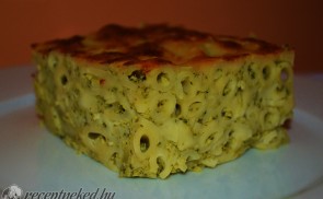 Sajtos-brokkolis rakott penne