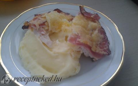 Dupla sajtos, füstölt sonkás csirkemell