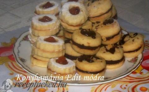 Lekváros és csokikrémes linzer