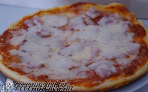 Serpenyős pizza