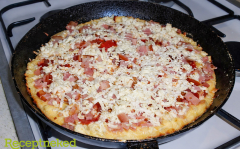 Serpenyős pizza