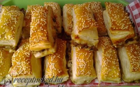 Gombás, baconos, sajtos stanglik