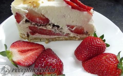 Sajttorta eperrel