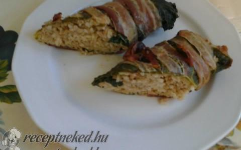 Töltött kel baconba tekerve