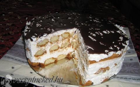 Hamis tiramisu torta