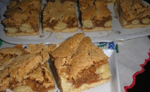 Diós süllyesztett pite