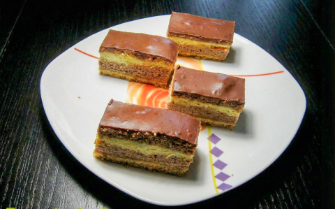 Túrós zserbó