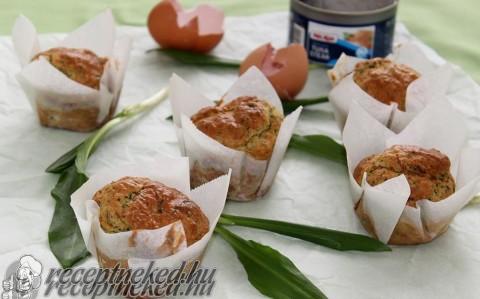 Medvehagymás-tonhalas muffin