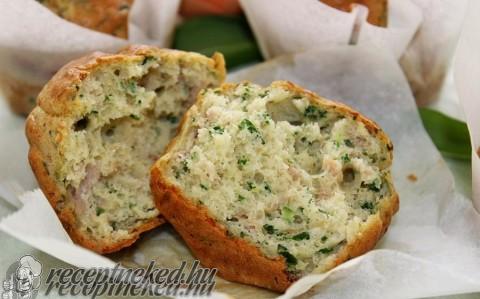 Medvehagymás-tonhalas muffin