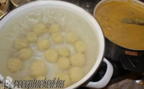 “Vadas” krumpligombóccal