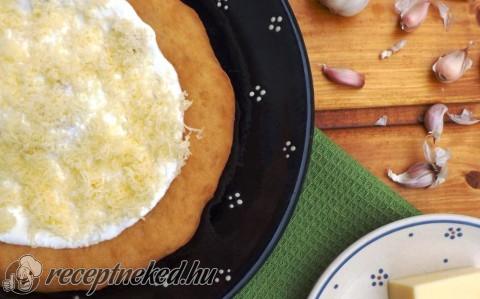Egyszerű lángos