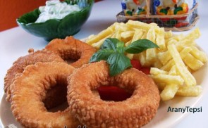 Magyaros palacsintabundában sült cukkinikarikák