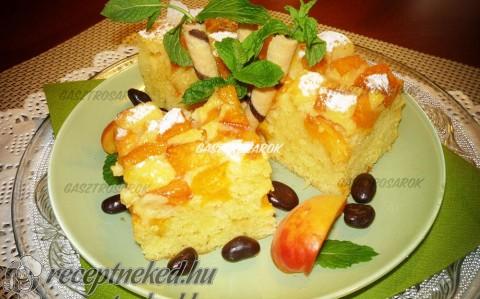 Joghurtos-barackos pite