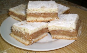 Omlós almás pite