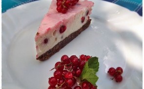 Ribizlis joghurttorta