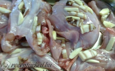 Fehérboros nyúlpecsenye