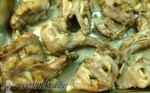 Fehérboros nyúlpecsenye