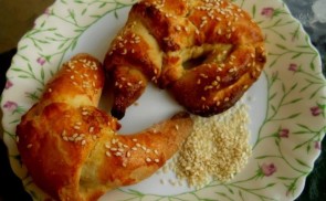 Szezámmagos sörkifli