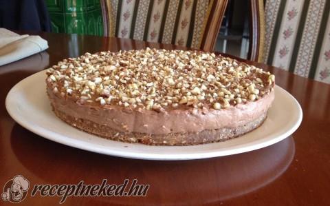 Nutellás sajttorta pirított mogyoróval