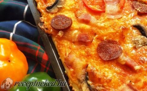 Extrán magyaros pizza
