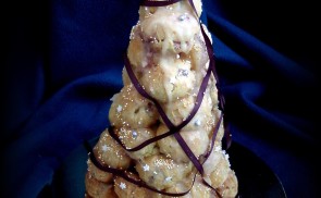 Croquembouche