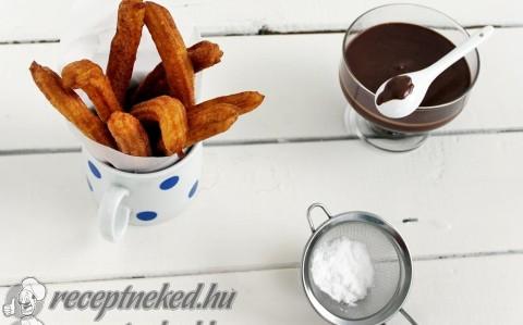 Churros tejszínes csokoládéval