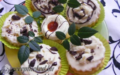 Fehércsokis linzer