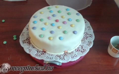 Csokoládé torta